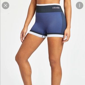 Oiselle Seamless Racer Shorts - M